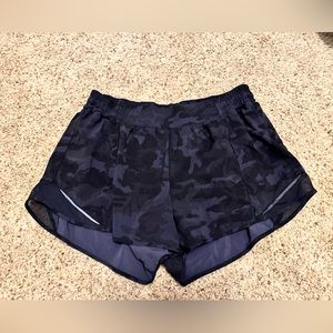 Lululemon Tracker Shorts 4”